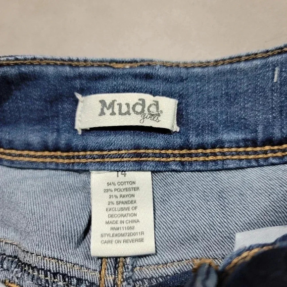 Mudd Denim Jean Shorts Youth Girls 14 Blue Cuffed Distressed Adjadtsble Waist - Picture 3 of 8